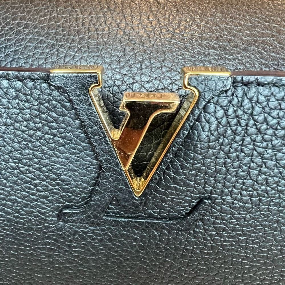 Louis Vuitton Handbag Capucines MM - Picture 5 of 17